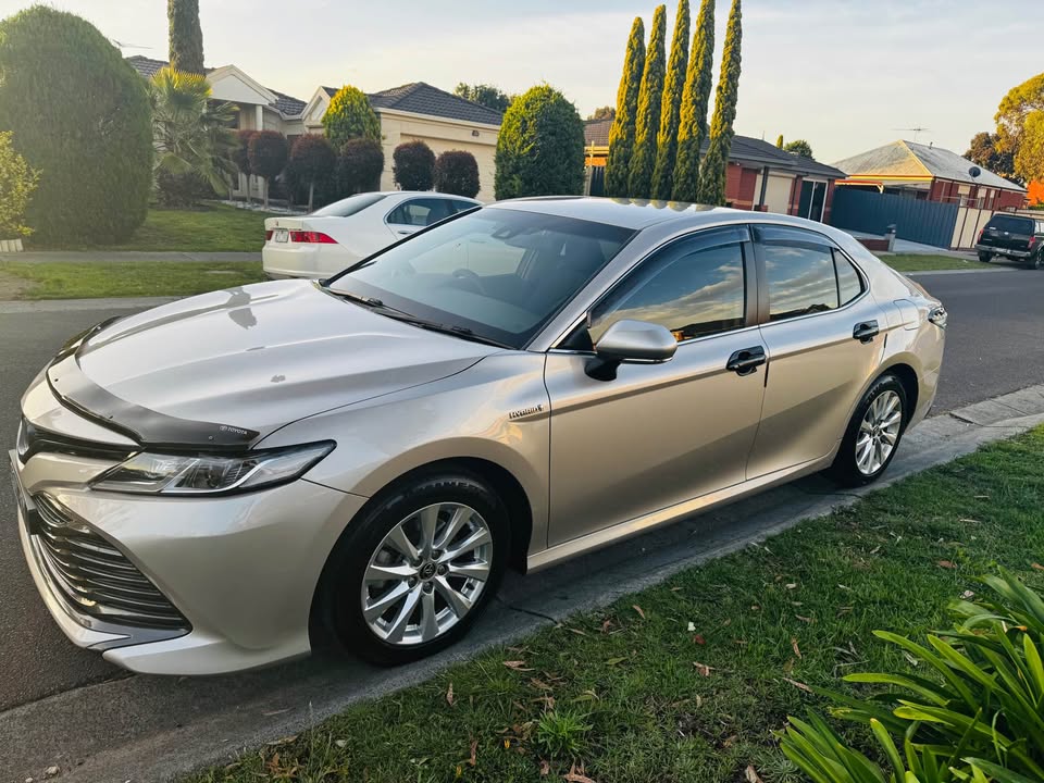 2020 Toyota Camry Hybrid
