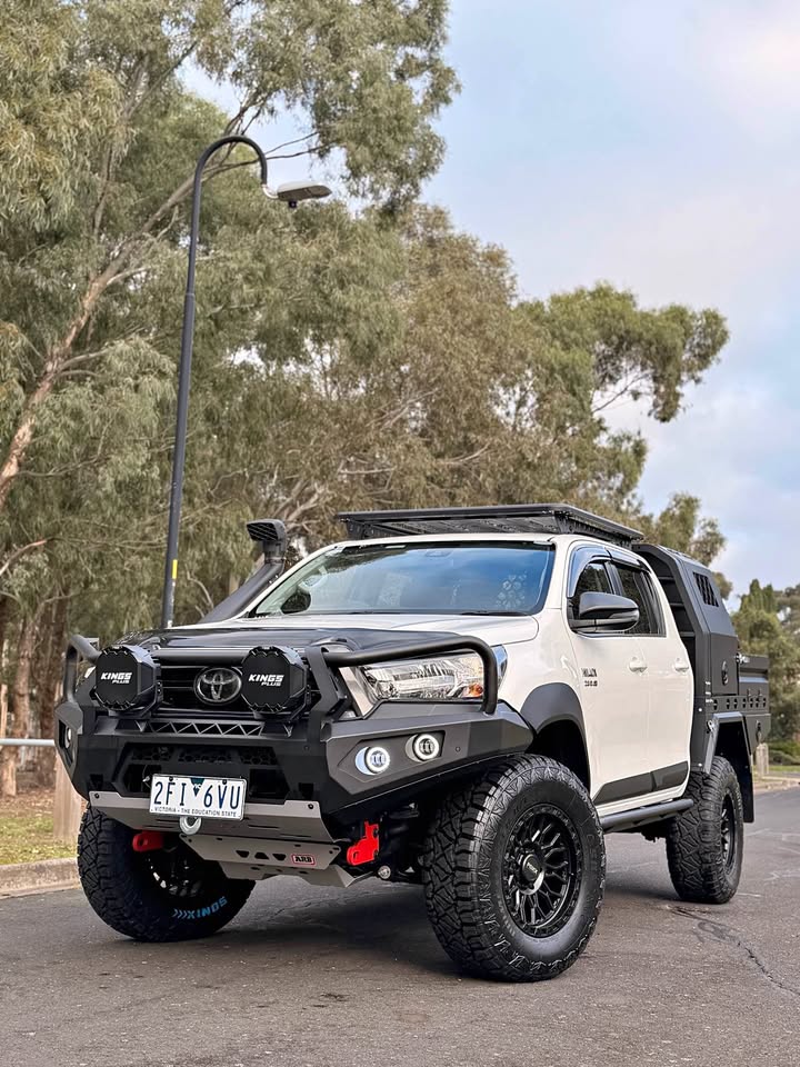 2022 Toyota HiLux SR